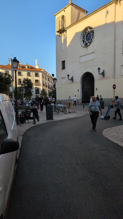MADRID DECADENTE tweet media