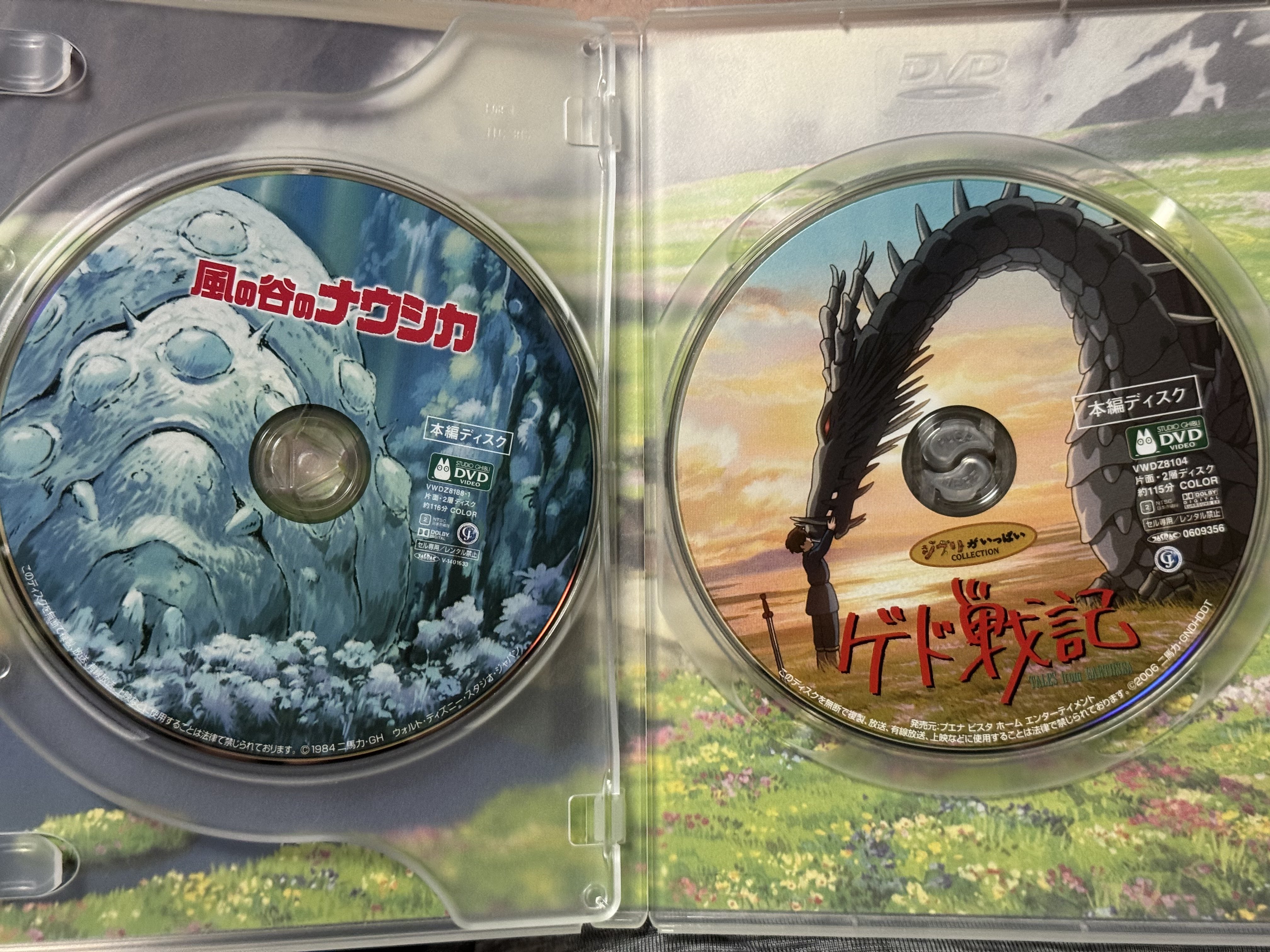 ジブリDVD ジャンク品　まとめ売り　全体的に状態が悪い ジャンク 正規品 ジブリ DVD まとめ売り 千と千尋の神隠し