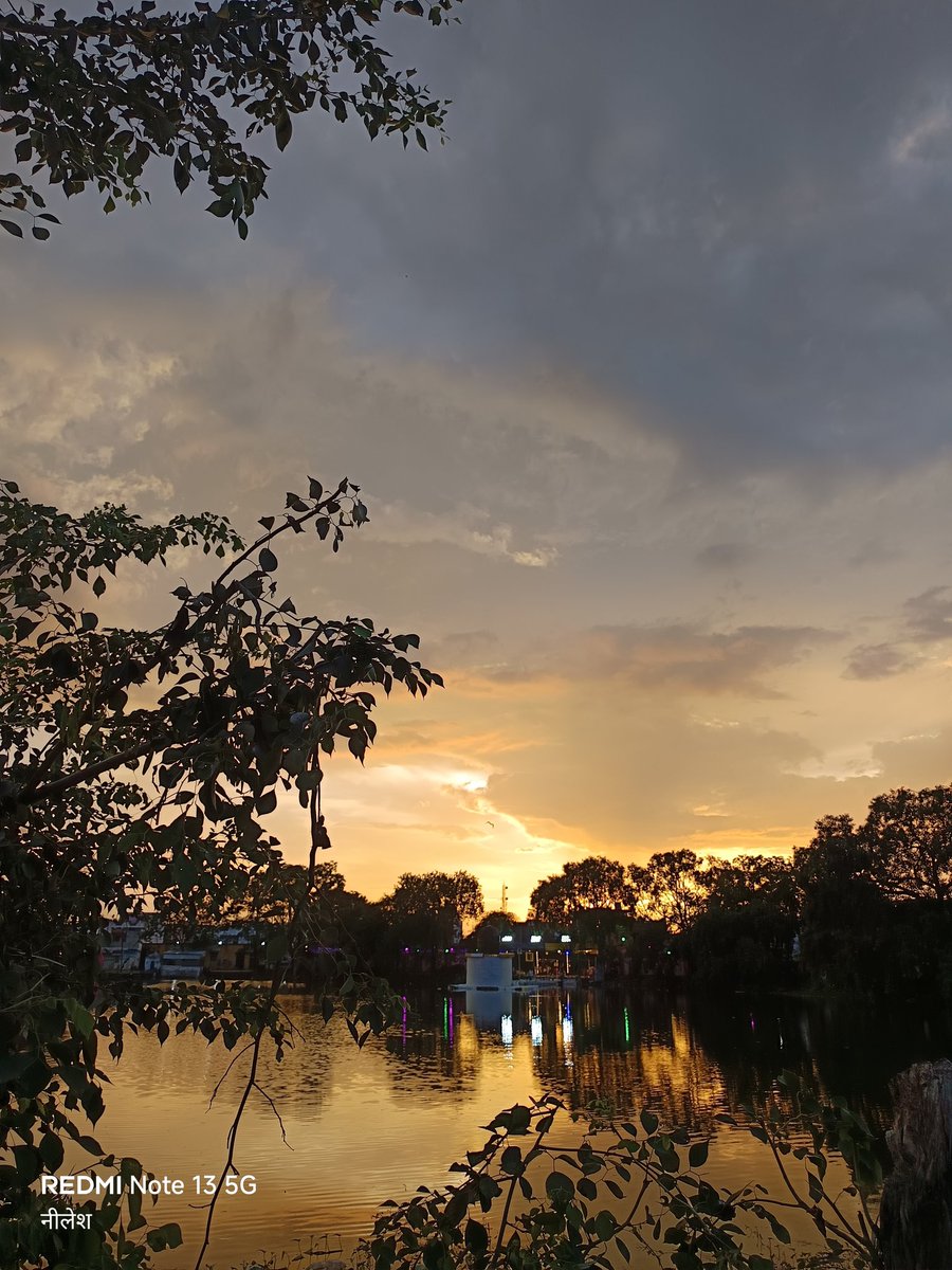 niileshraichura's tweet image. Photo challenge. It’s like a painting ! 🖼️🎨

#theme_pic_India_sunsets