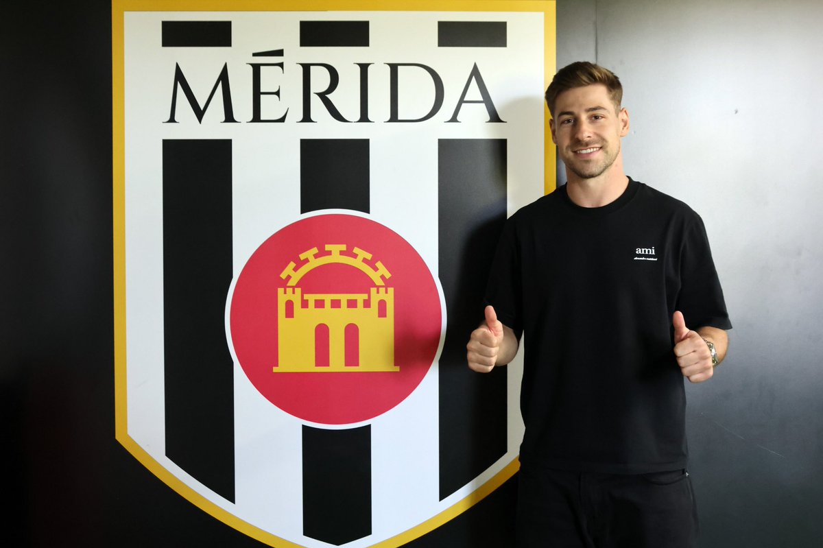 GoldeAugusto0's tweet image. 📊 Rui Gomes en números

23/24 (CD Tondela 🇵🇹): 37 partidos (2 333’) | 8 goles ⚽ | 3 asistencias 🎯
24/25 (GD Chaves 🇵🇹): 32 partidos (1693’) | 2 goles ⚽ | 0 asistencias