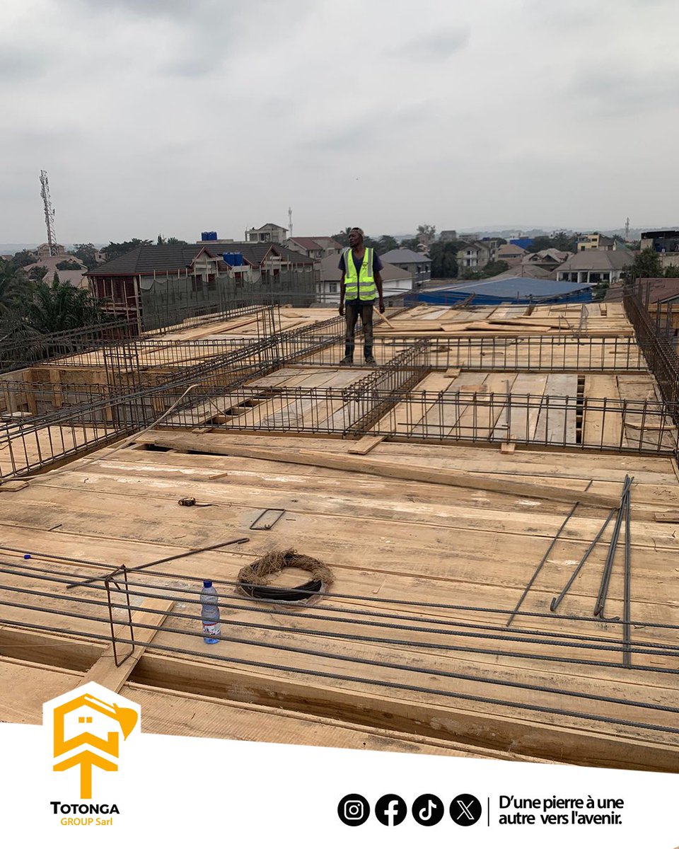 TotongaGroup's tweet photo. Nouveau cap franchi sur le chantier Mimosa !
Le ferraillage du Plancher Haut R+3 à Kinshasa a été réalisé avec le savoir-faire et la précision de notre équipe de ferrailleurs. Prochaine étape : le coulage du béton et la poursuite du Gros-Œuvre.
#BioConcept #ChantierMimosa https://t.co/AjUrAgnAri