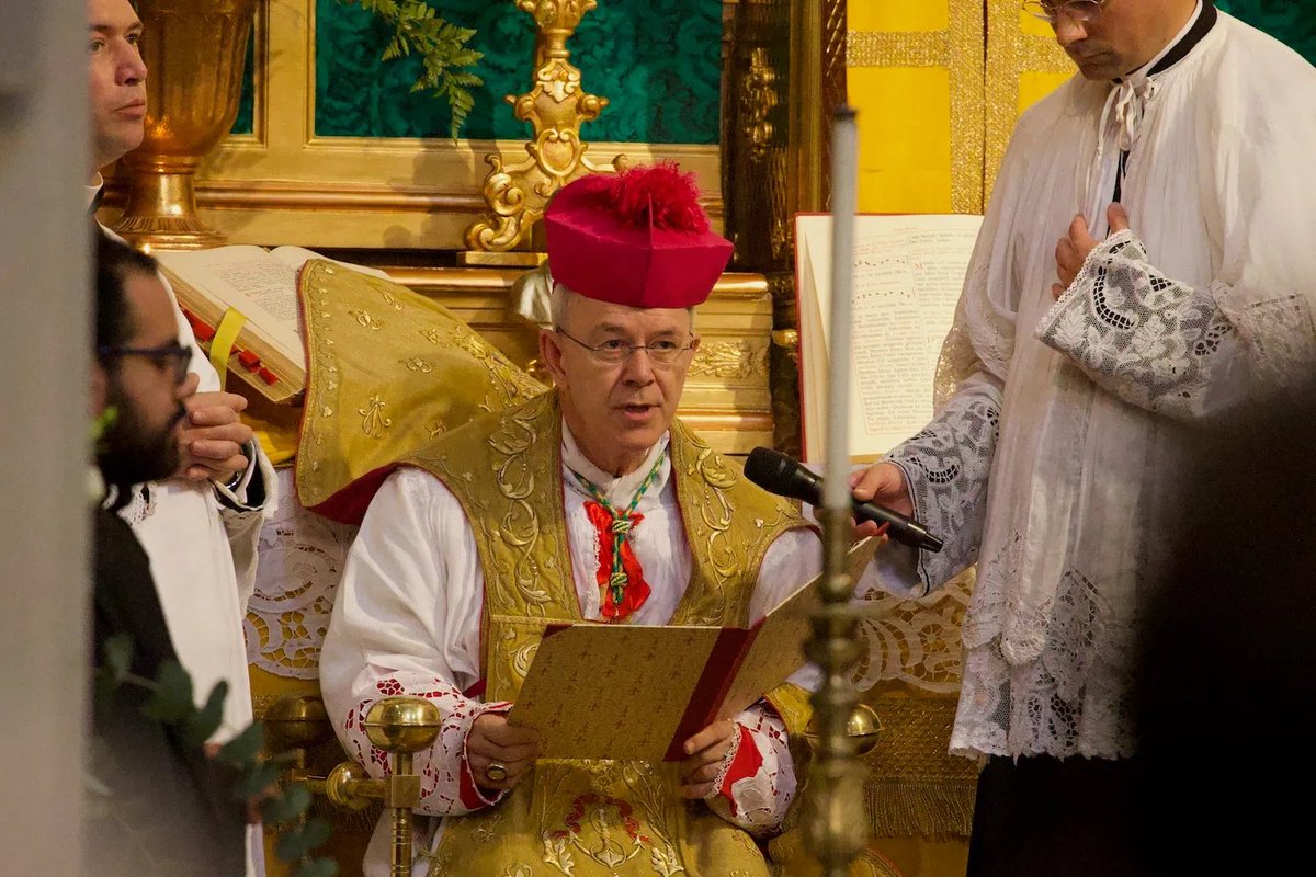 deusimpera's tweet photo. “Spiritual criminals and murderers of souls.”

- Bishop Athanasius Schneider, responds to Vatican-sanctioned “LGBTQ+” Jubilee Pilgrimage https://t.co/3KN6G6GGbD