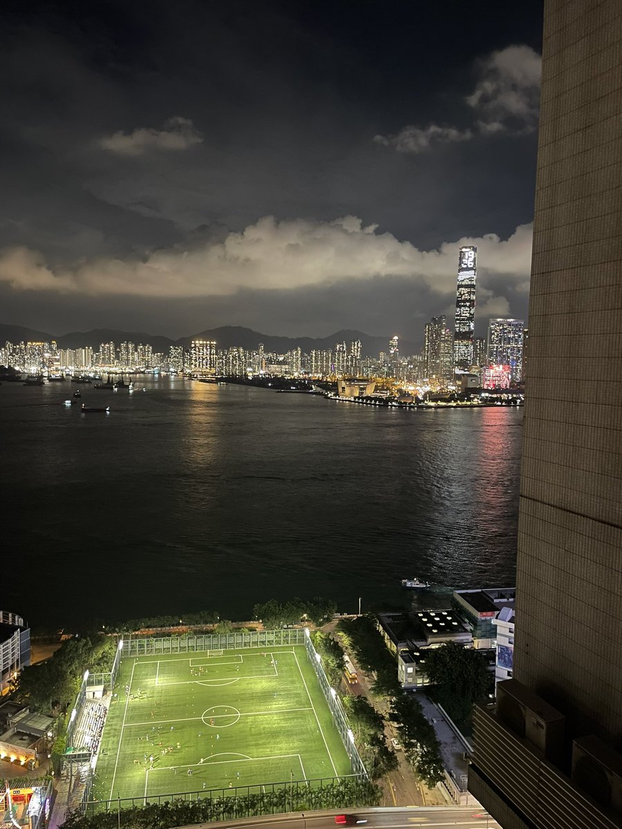 Just landed in HK, who’s around?