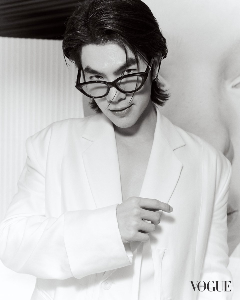 Vogue Thailand (@voguethailand) on Twitter photo 