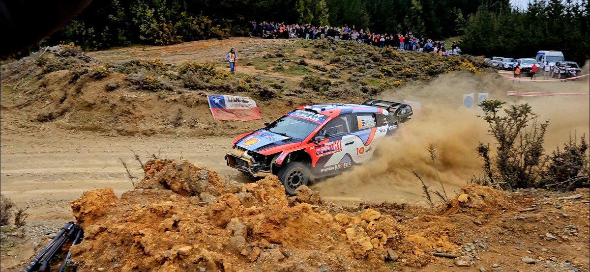 #QuinielaRI #RallyChile #WRC
Dura la batalla entre Kalle y Seb en los pronósticos de la #QuinielaRI, pero  ¿Tu ya tienes a tu favorito? Restan 24hrs para el inicio del Rally,  participa con nosotros en rallyinsideplus.com/championship/