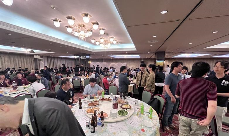ANSYS_Japan's tweet photo. 能代宇宙イベントに参加させていただきました。

2025.8.16-17 秋田県能代市で開催された能代宇宙イベント、Ansysは今年スポンサーとなり懇親会に参加

#構造解析 #流体解析 #電磁界改正 #ロケットイベント #CAE #無償提供 https://t.co/i7o8YrRTAB