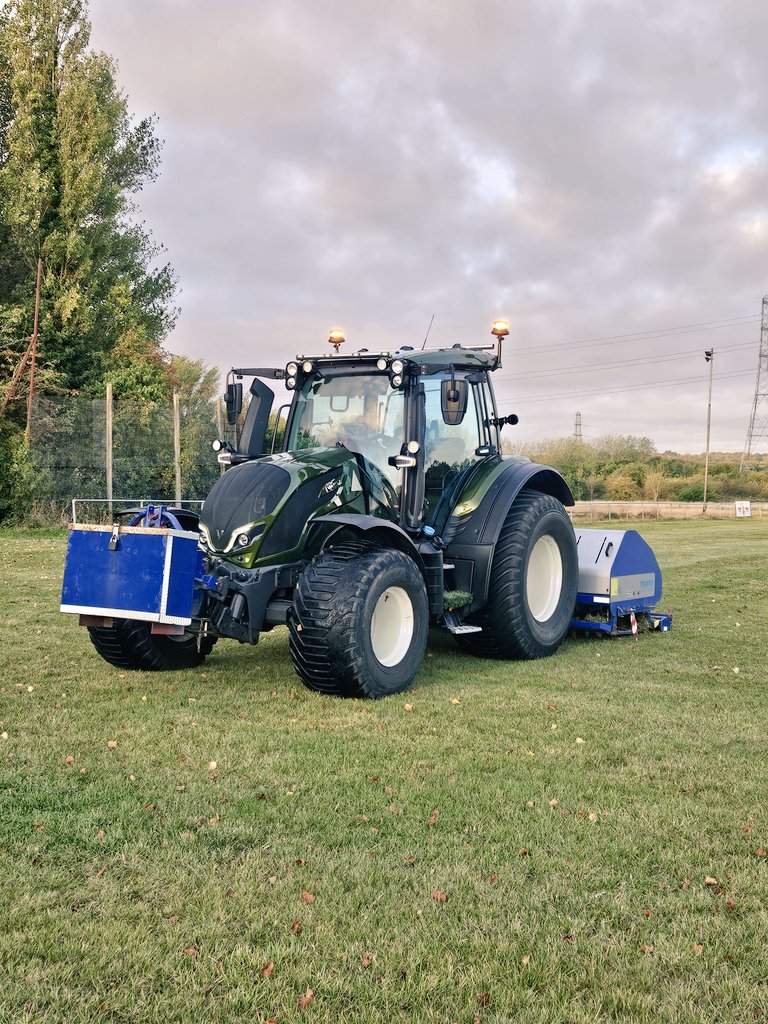 Norman Manifold tweet media