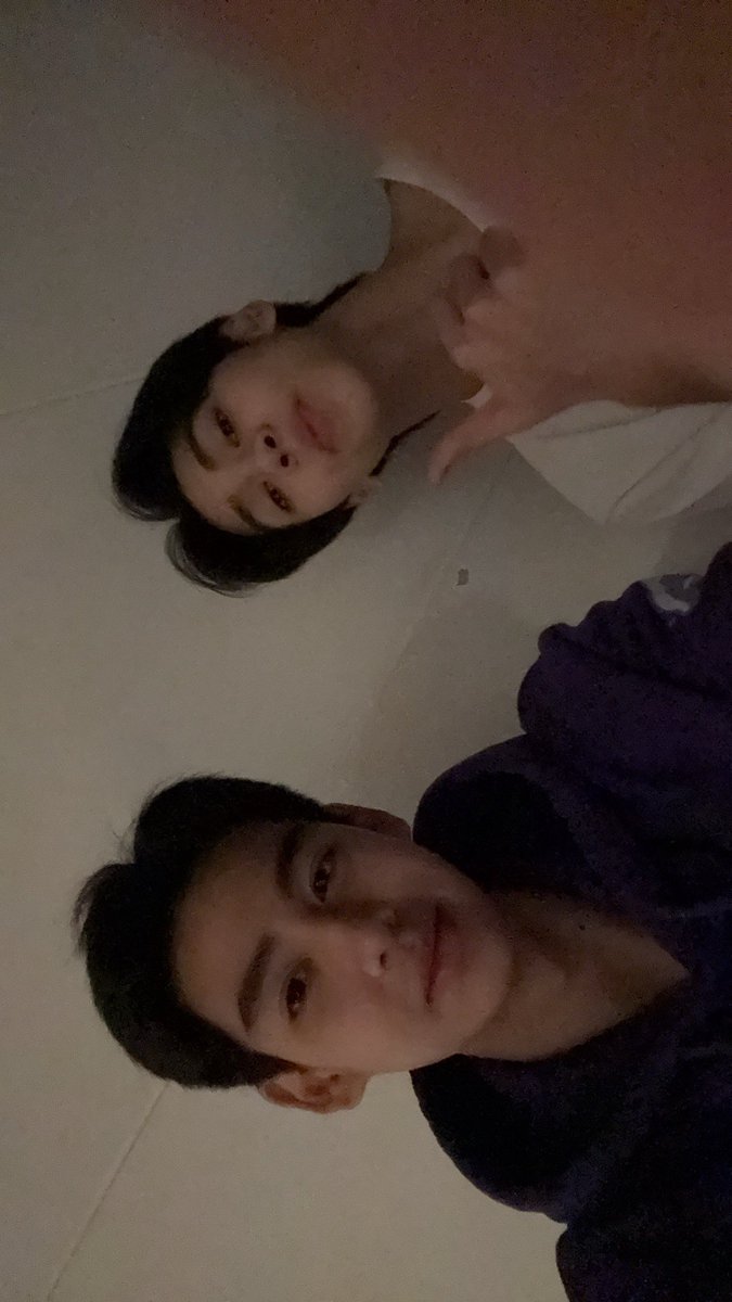 อุ๊🤭 ถ่ายรูปกับพี่ดารา