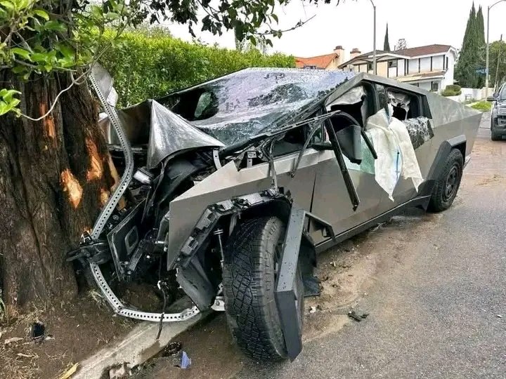 Isäk Ayä🇺🇬🇺🇬 tweet media