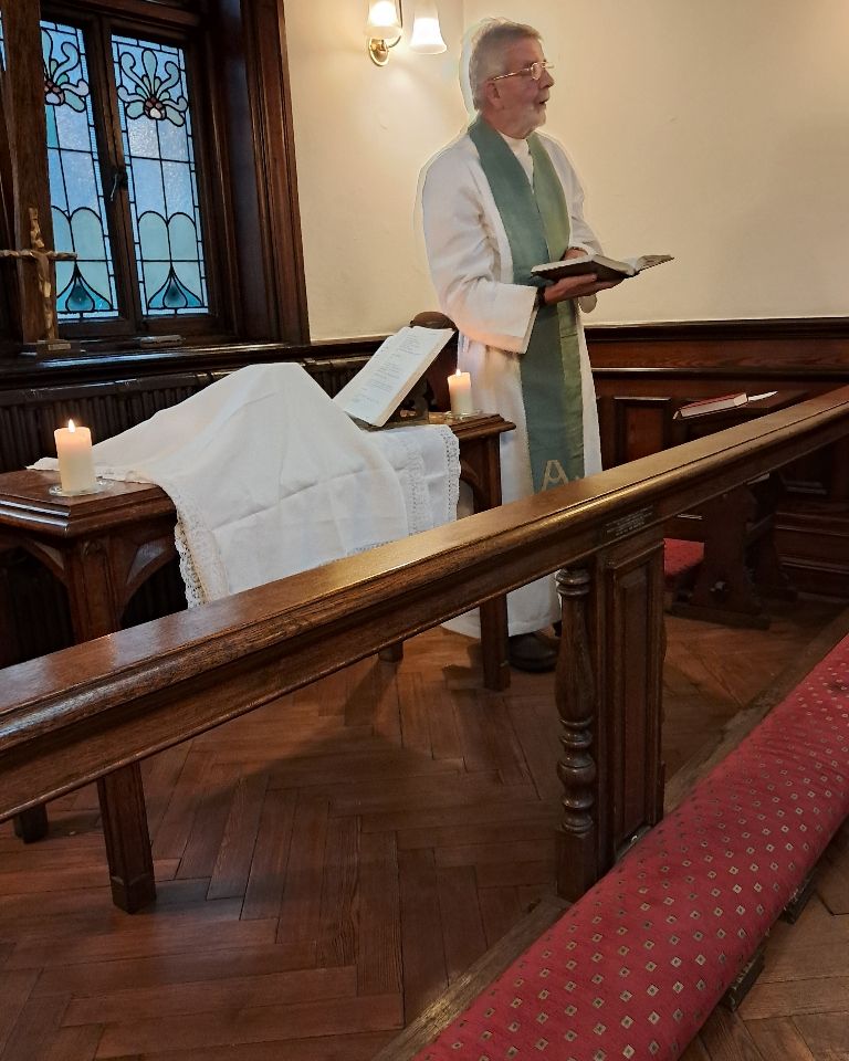 Our Wednesday lunchtime service of #HolyCommunion in the Foundery #Chapel is joined by a group visiting from #Leicester. All the world is welcome here, including you. The service is led by Rev'd Dr John Lampard.