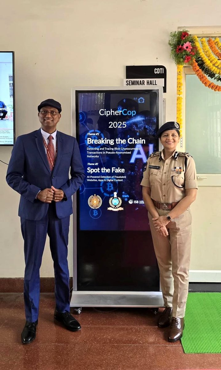 Shikhagoel_IPS's tweet image. Today we launched #CipherCop2025, a first-of-its-kind national hackathon where law enforcement and academia have created a platform for young talent innovators to join forces, co-creating solutions for some of the toughest challenges in cybercrime prevention. 

From hundreds of…