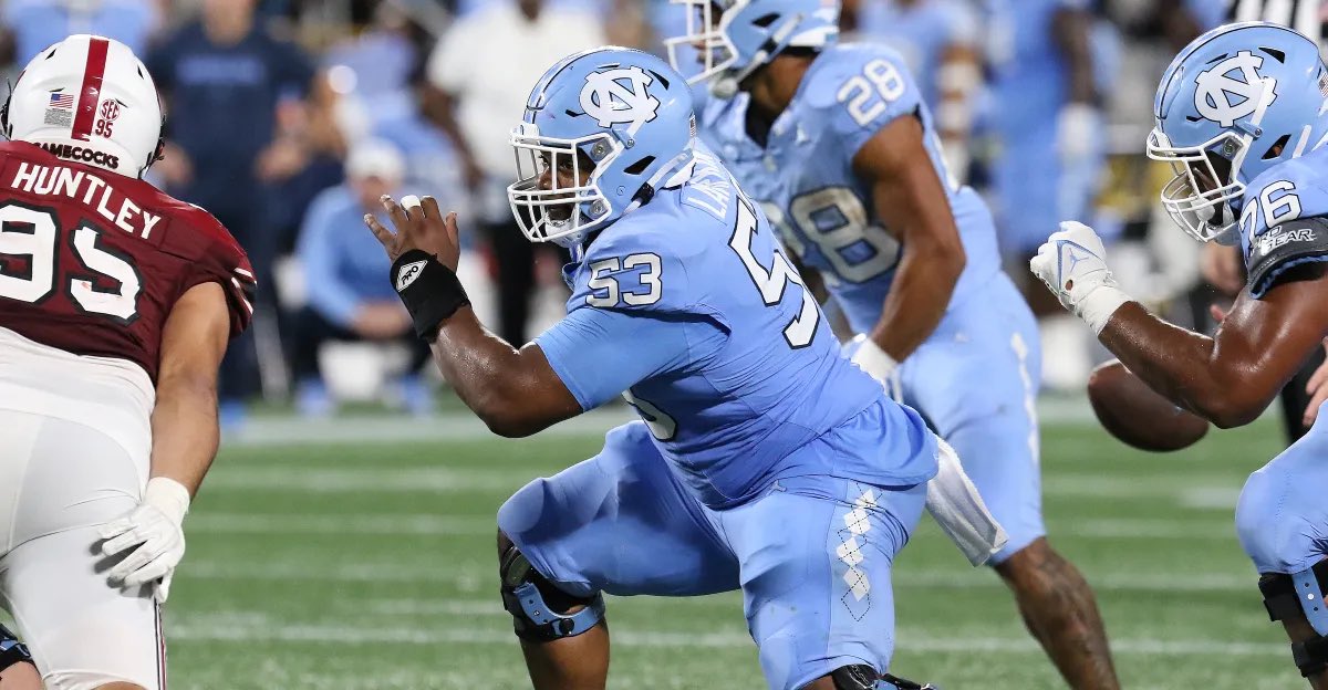 #AGTG After a Great Conversation with <a href="/lancethompson_/">Lance Thompson</a> I am BLESSED to receive an Offer to the University of North Carolina!!! 🐑 #GoTarheels <a href="/CoachWillFriend/">Will Friend</a> <a href="/Belichick_B/">Bill Belichick</a> <a href="/CoachFKitchens/">Freddie Kitchens</a>