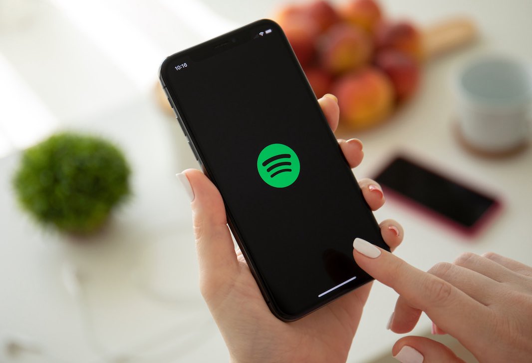 🚨SPOTIFY vient d’annoncer l’amélioration de sa qualité audio ! 

« Notre meilleure qualité d'écoute, Lossless, arrive bientôt pour les utilisateurs Premium »

ENFIN.