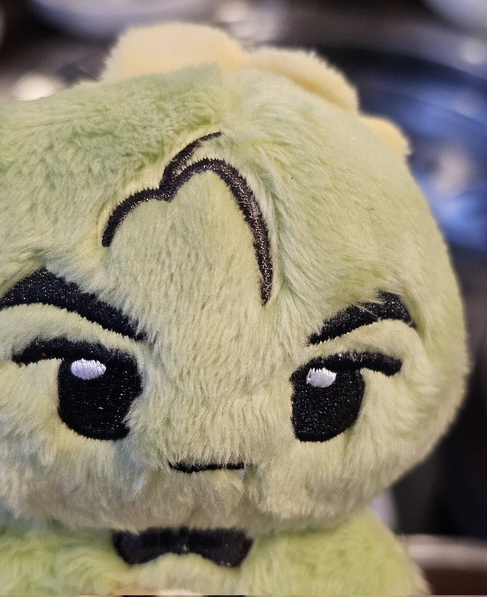 혹시 웁룡이(내맘대로) 분양 관심있으세룡?🦖🫣 
1차 샘플이라서 최종 완성본은 아니지만 관심 있는 분 있다면 소량으로 같이 제작해볼게요💚 천천히,,,