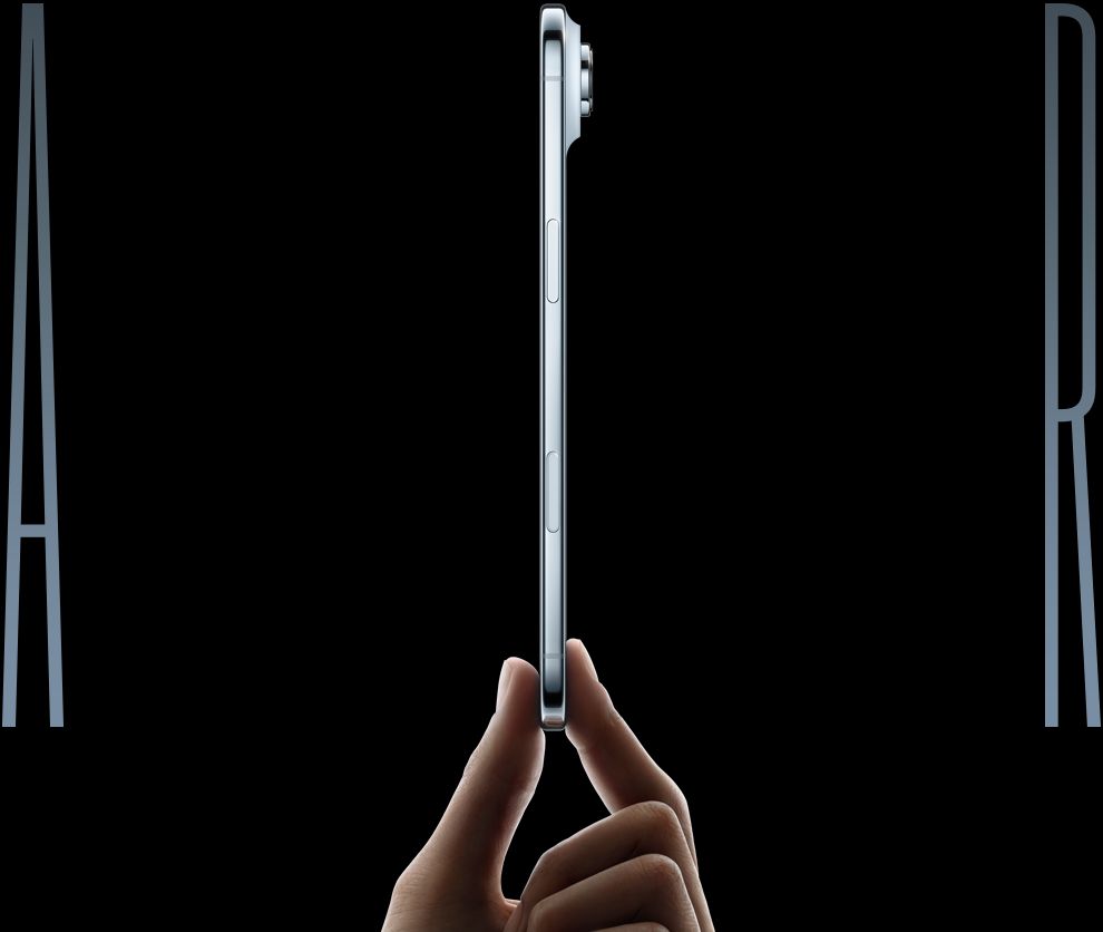 Oookay, I did not have the most exciting innovation since probably the iPhone 4 on my bingo card, but a huge congratulations to all the teams involved in this unexpectedly exciting and actually genuinely jaw-droppingly innovative update. Probably time for an upgrade. I want a