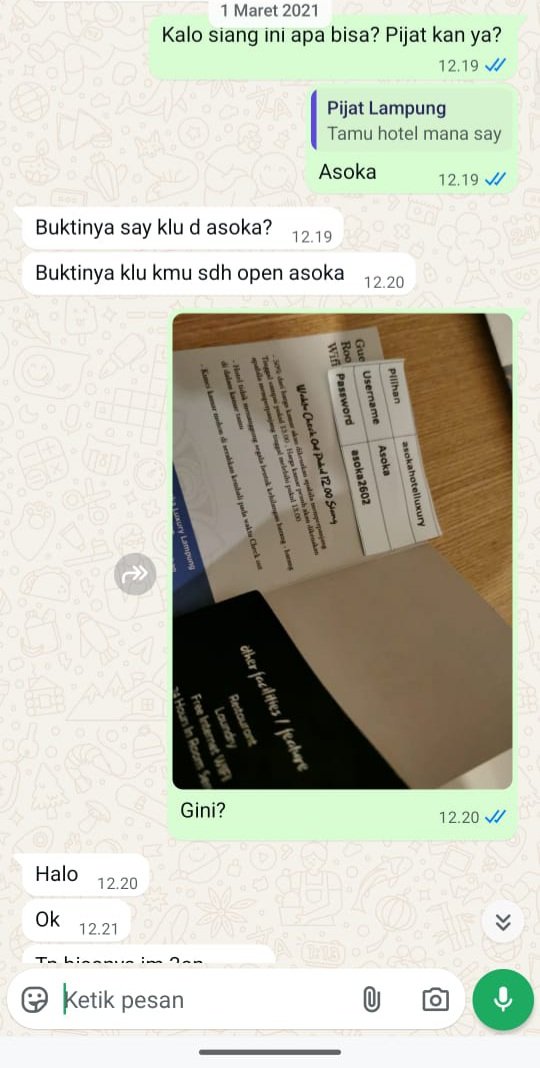 Panggilbundaa01's tweet photo. Mas e RO ketemu chat lgi thn 2025 ☺ masih d simpanan chatan dri zaman kapan2, ini masih covid klu gk salah 😅 makasih sdh ingat DP sat set utk RO mau pijat katanya 🙏 https://t.co/E4qZQxu4gm