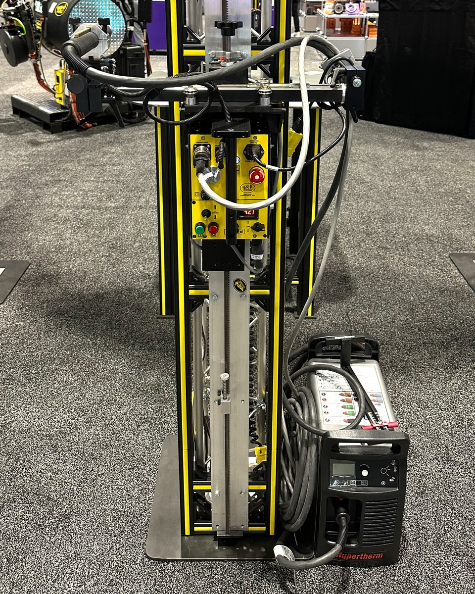 BugOSystems's tweet image. Third time's a charm! Today's the 3rd day of FABTECH. If you didn't make it to our booth yet, stop by today and see us in Booth B13023! Let us help you become more productive and profitable in your fabricating. #BugoSystems #MadeInUSA #FABTECH2025 #metalforming #fabricating