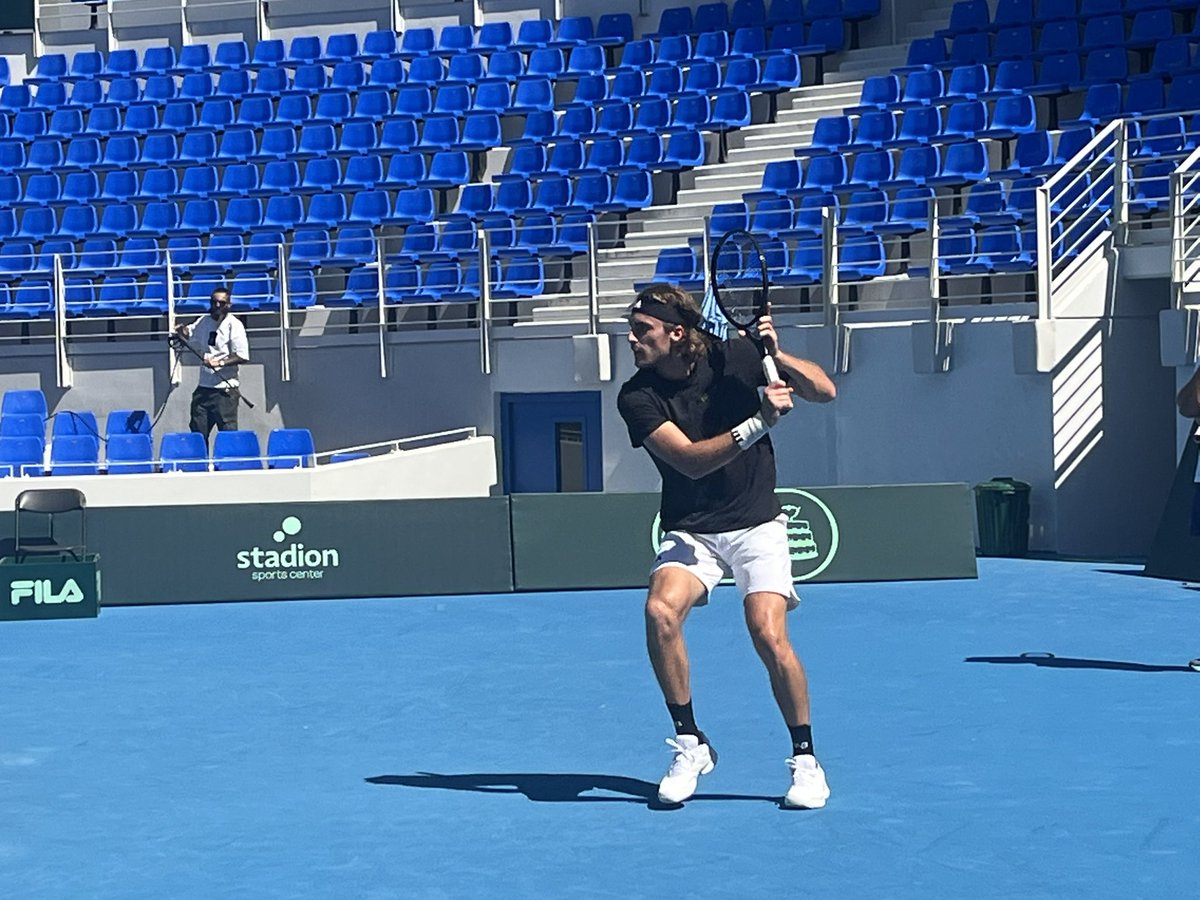 Vicky Georgatou tweet media