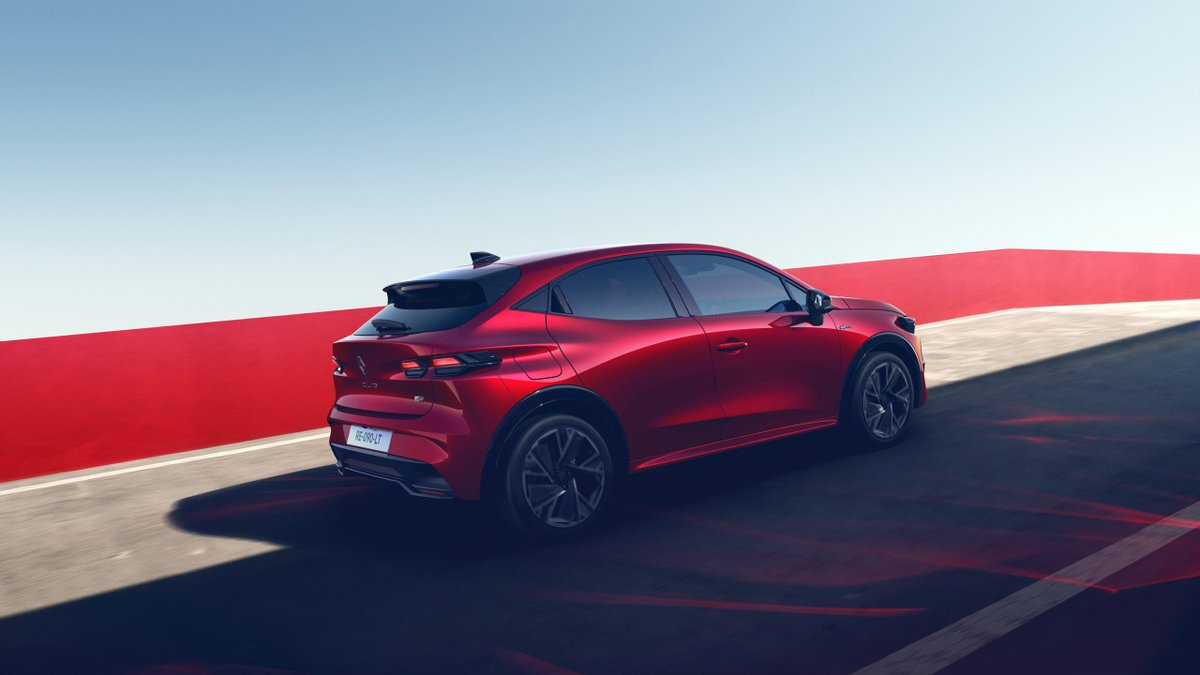 🚀 De nieuwe Renault Clio is er! Compact, stijlvol en sterker dan ooit. Met z’n superkrachten zet hij de norm opnieuw in zijn klasse:

De hatchback die al 35 jaar een icoon is, staat nu weer klaar om jou te verrassen. ✨

#Stam #StamRenault #Renault #Clio #RenaultClio