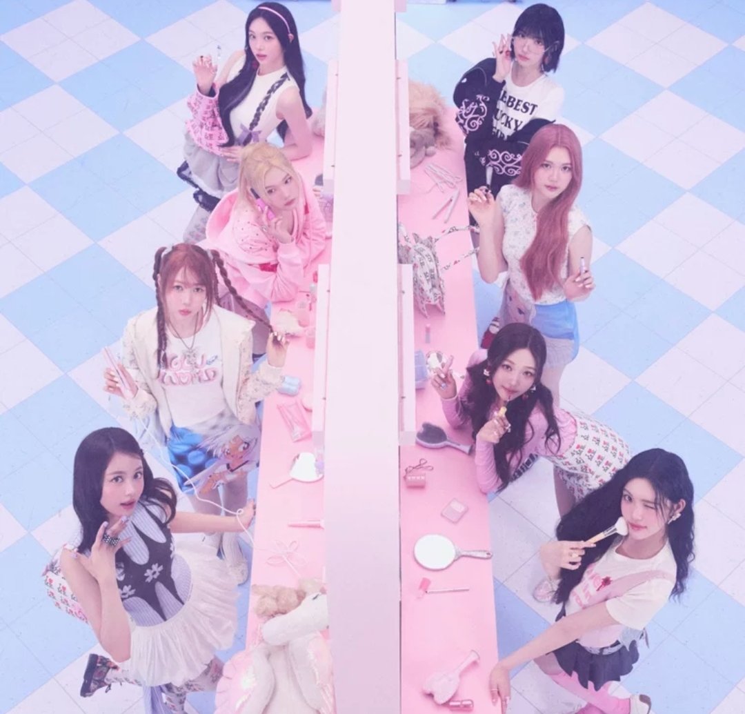 Hearts2Hearts will reportedly release their first mini album in October.