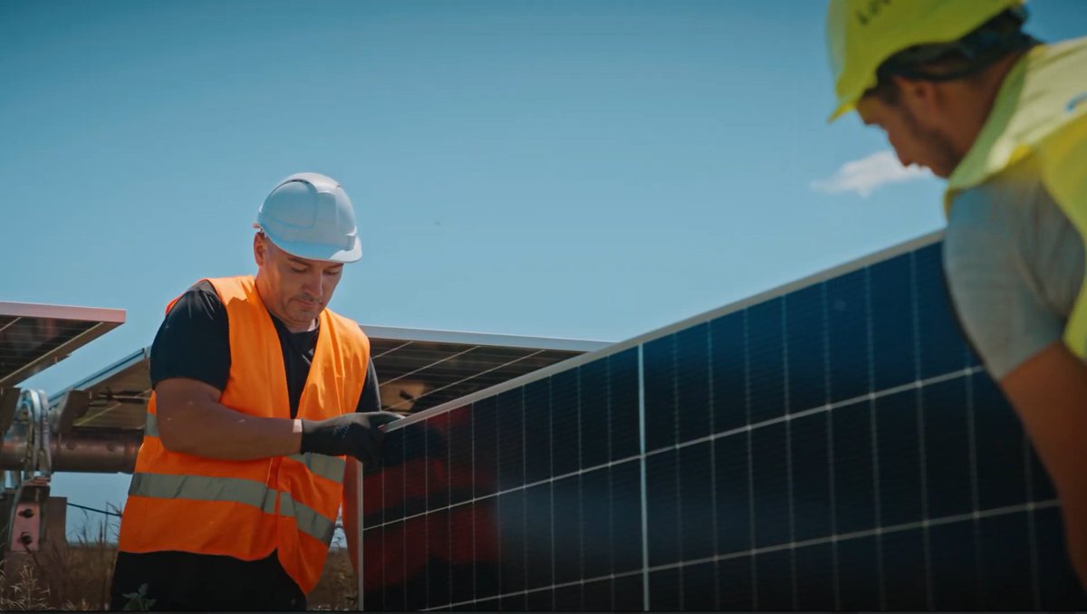 dri_energy's tweet photo. ☀️ Progress to celebrate at our 126MWp Vacaresti #solarpark in Romania, where we’ve now completed 100% of the PV panel installation! On track for commissioning this autumn, the project will increase DRI’s operational capacity in Romania to nearly 300MW.

Work on site continues at pace: 
🔹Trackers and inverters are complete
🔹The main transformer is installed
🔹Connection works are nearly finished
🔹Commissioning of the solar fields has begun and is progressing on schedule

✔️ We are also proud to mark 200 days without any work-related injuries. At #DRI, safety is our priority, and this milestone reflects the high standards we uphold to ensure a workplace where everyone feels secure and can focus on what matters.

This momentum follows last month’s €60 million syndicated financing — our first certified #greenloan, led by UniCredit and Garanti BBVA. ➡️ https://t.co/ozsKSVSydJ