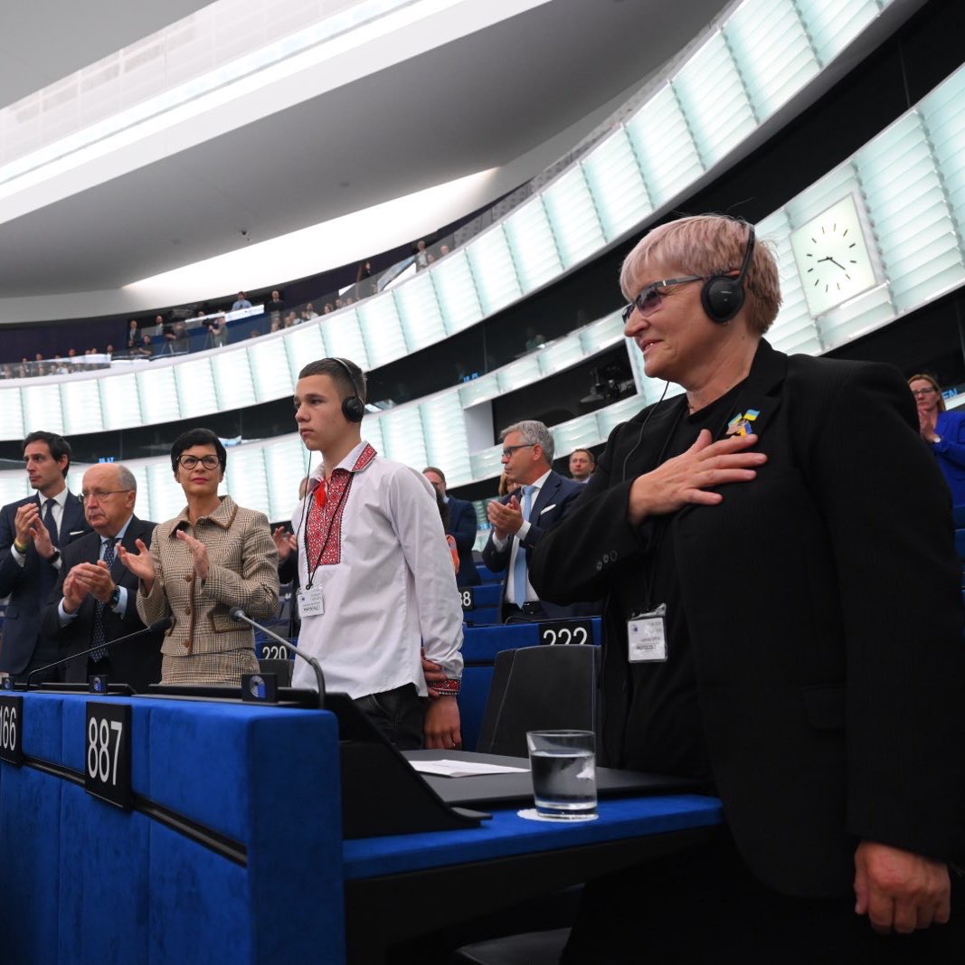 "Today I want to share the story of Sasha, a Ukrainian child abducted by Russia.  
Sadly, his story is far from unique." "Every abducted child must be returned!"

Watch live President <a href="/vonderleyen/">Ursula von der Leyen</a> on #EBS europa.eu/!Bf3hyG 

And our YouTube channel shorturl.at/TLTKJ