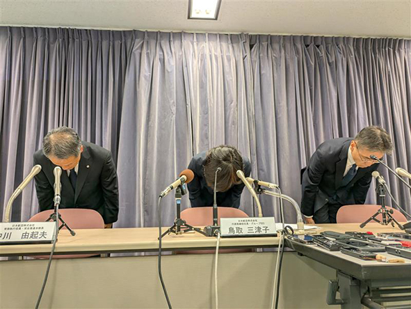 国交省、8月飲酒事案でJALに厳重注意 
機長の飲酒による便遅延受け再発防止策を指示
jwing.net/news/98416