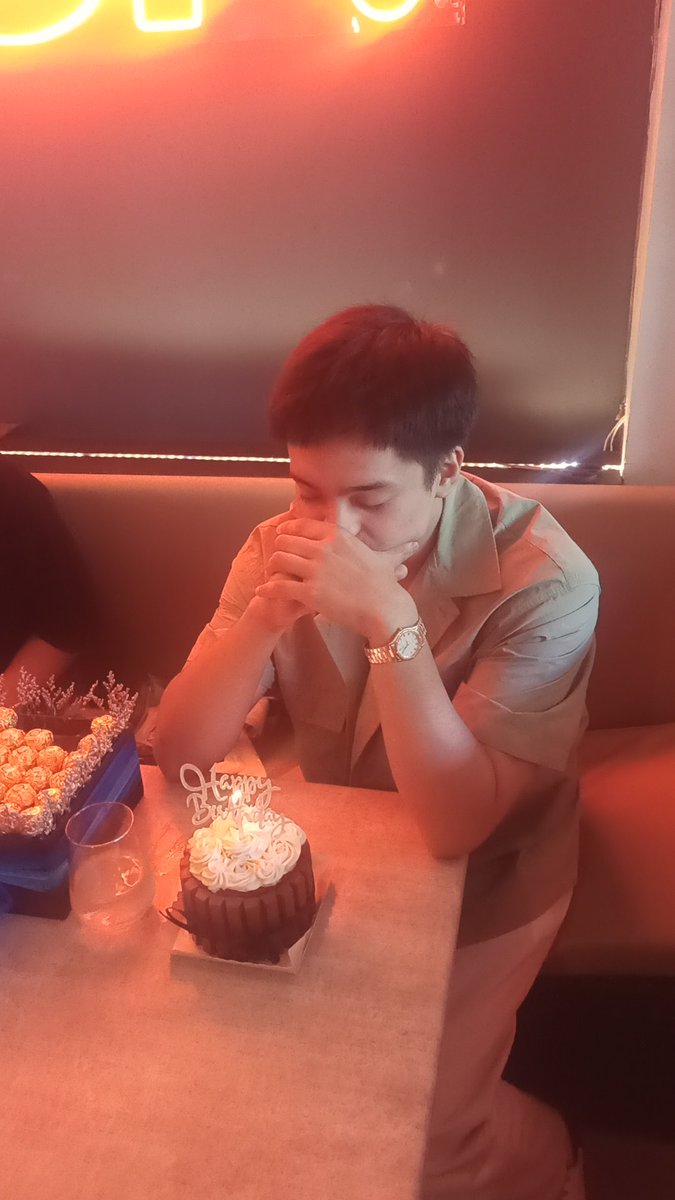 We always pray for your success and happiness.. 

KD SERENADES THE PEOPAUL

#KDEstrada
#PeoPaulTV