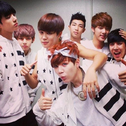 Hourly Yoonmin Shoulders 🫂 (@yoonminshoulder) on Twitter photo 
