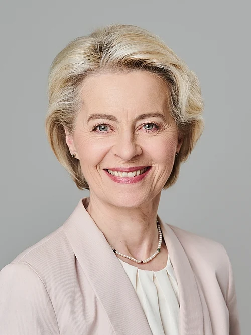 gspazianitesta's tweet photo. "And we will also propose a legal initiative on short-term rentals to tackle the remaining issues".

La presidente Von Der Leyen annuncia un'iniziativa - con quali poteri, lo sa solo lei - in tema di (ma ovviamente sarà "contro gli") affitti brevi.

La Commissione europea si conferma la culla del dirigismo. Ottuso prima ancora che illiberale.

Come sempre, aveva ragione Ronald Reagan: “Government's view of the economy could be summed up in a few short phrases: If it moves, tax it. If it keeps moving, regulate it. And if it stops moving, subsidize it.”