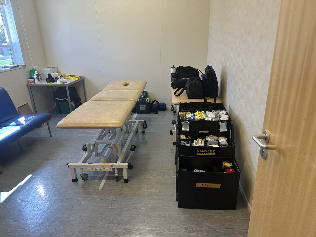 Back to #RNRL13 this week.  Inter-services against the Army and the RAF.  The lads are working hard in training 💪🏻⚓️🏉

#interservices2025
#GoNavy
#Navyfit
#RugbyLeague