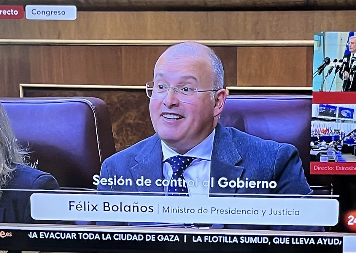 Ritaalberdi's tweet image. A mi me daría vergüenza que este individuo me representara en el Congreso 
#SesiónDeControl
#TelladoExpulsiónCongreso