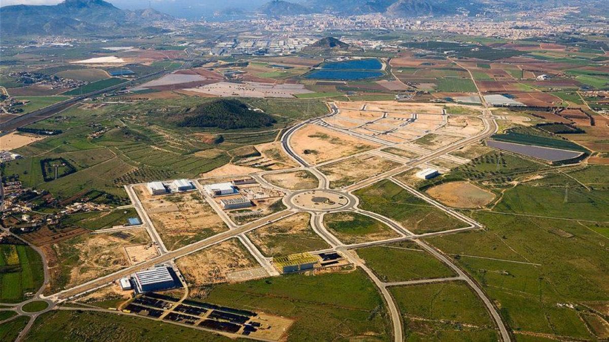 ✅Aprobada la moción de <a href="/JeGiGa/">Jesús Giménez Gallo</a> para impulsar un estudio de viabilidad para instalar la zona logística agroalimentaria ‘Merca Campo de Cartagena’ en el Polígono Industrial de #LosCamachos, como infraestructura fundamental para la industria agroalimentaria del Campo de Cartagena🌾