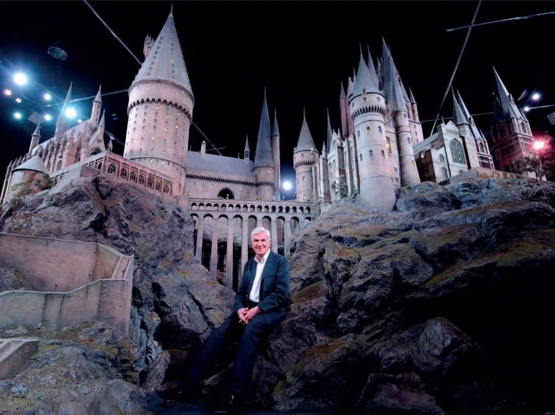 jk_rowling's tweet photo. Working with Stuart Craig was one of the privileges of my life. He was a true visionary and conjured the wizarding world for the screen as nobody else could have done. He was also one of the nicest people you ever could hope to meet. My deepest condolences to his loved ones. https://t.co/wqS0qv4dqS