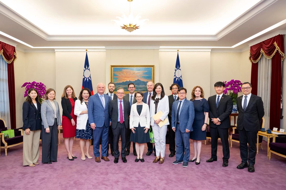 DUhockeyFan's tweet image. Thank you Madam Vice President @bikhim for hosting this year’s @ustaiwan Business Council Technology Delegation 
#Taiwan #Semiconductors 
#trustedtech