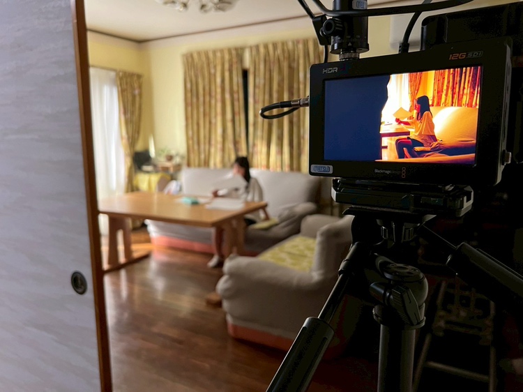 OkiEizo_KOHO's tweet image. 🎬✨ (株)琉球補聴器さんの新CMを撮影しました！

「聞こえる喜び」をもっと多くの方へ——
その想いを映像にぎゅっと込めています。

公開まで、ぜひ楽しみにしてください✨

#沖縄映像センター #PROJECT9 #映像制作 #沖縄
#補聴器 #聞こえる喜び #平一紘

出演：#山内和将 #島袋らな #真栄城美鈴…