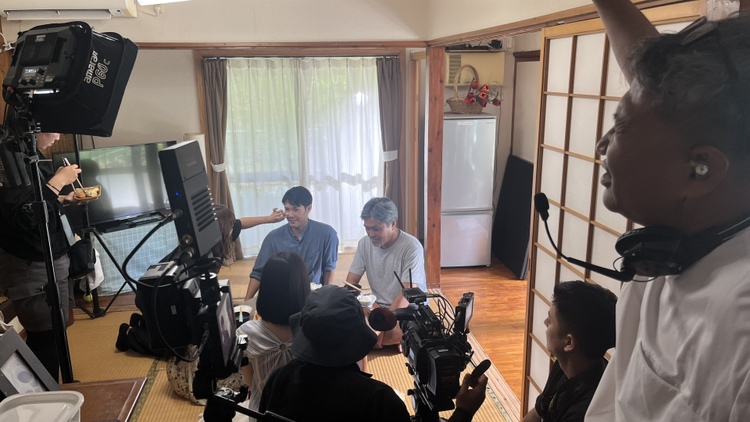 OkiEizo_KOHO's tweet image. 🎬✨ (株)琉球補聴器さんの新CMを撮影しました！

「聞こえる喜び」をもっと多くの方へ——
その想いを映像にぎゅっと込めています。

公開まで、ぜひ楽しみにしてください✨

#沖縄映像センター #PROJECT9 #映像制作 #沖縄
#補聴器 #聞こえる喜び #平一紘

出演：#山内和将 #島袋らな #真栄城美鈴…