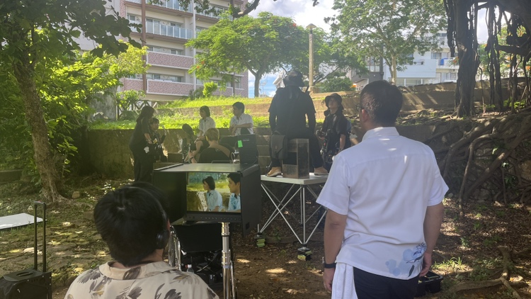 OkiEizo_KOHO's tweet image. 🎬✨ (株)琉球補聴器さんの新CMを撮影しました！

「聞こえる喜び」をもっと多くの方へ——
その想いを映像にぎゅっと込めています。

公開まで、ぜひ楽しみにしてください✨

#沖縄映像センター #PROJECT9 #映像制作 #沖縄
#補聴器 #聞こえる喜び #平一紘

出演：#山内和将 #島袋らな #真栄城美鈴…