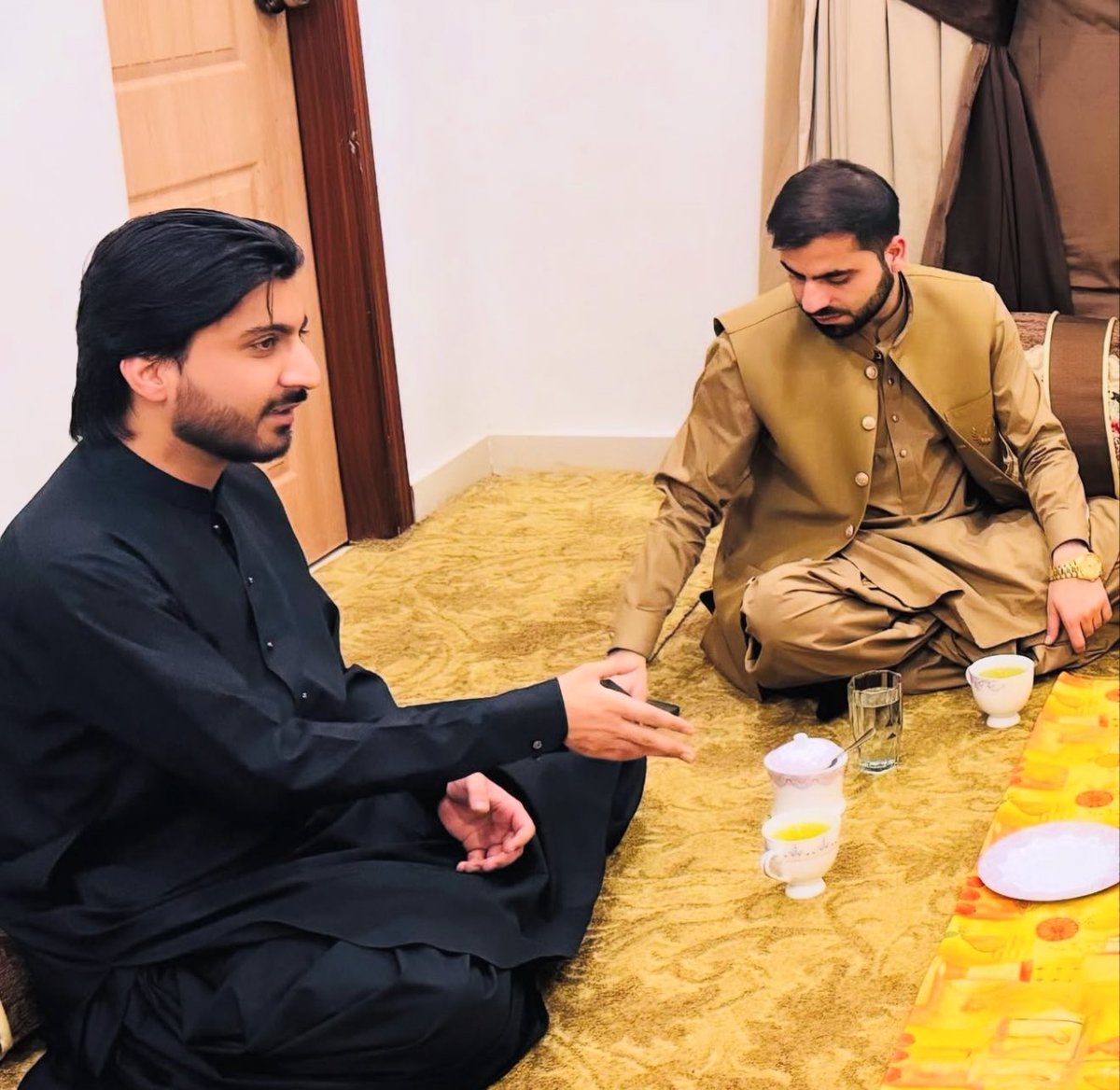 MirShahdin's tweet photo. Families deserve peace. Mothers deserve their sons. Brothers deserve their brothers. Yousuf deserves his freedom.
#ReleaseYousafQalandrani https://t.co/YpGWVt7482