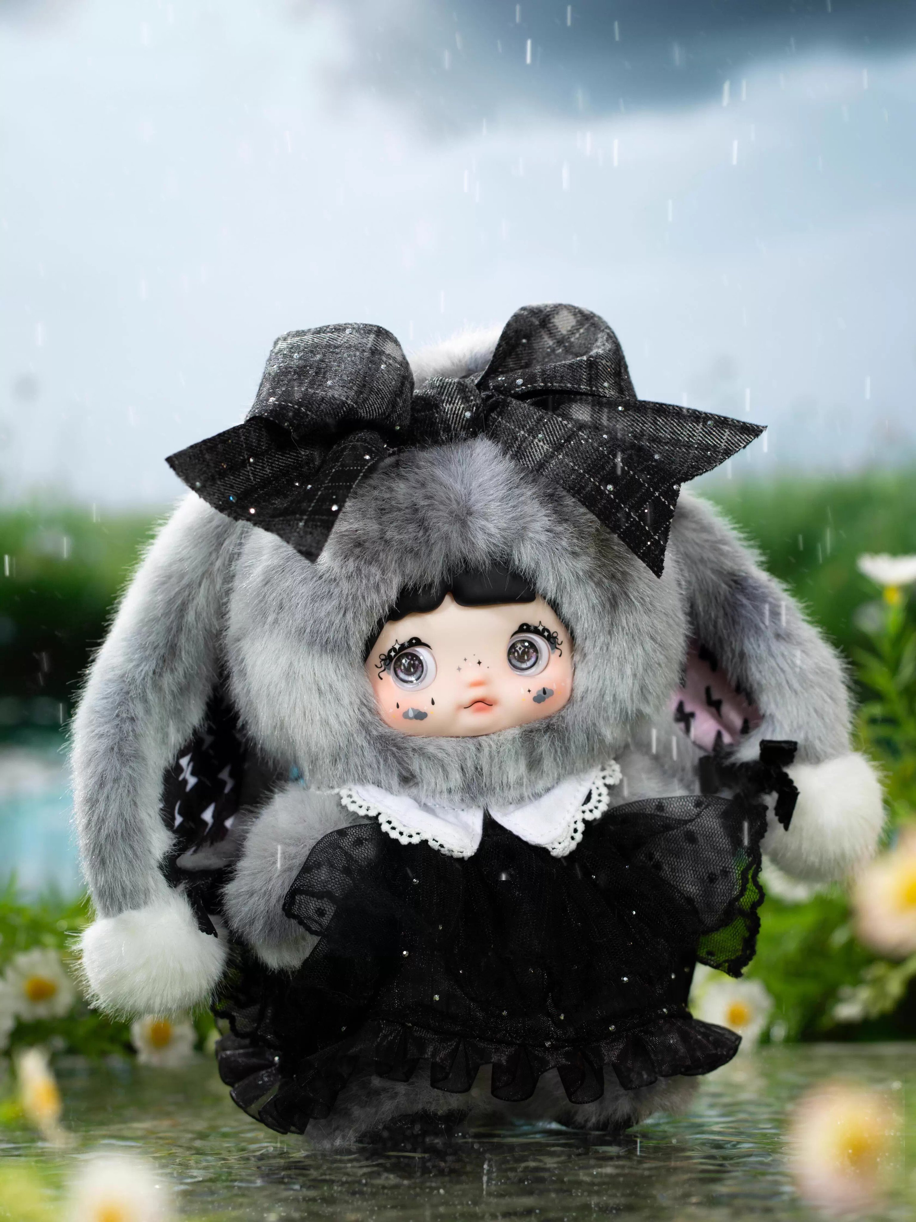 ひまわり様　demodeeチャーム　赤いリボンの 子　黒猫ちゃん付 ひまわり様 demodeeチャーム 赤いリボンの 子 黒猫ちゃん付