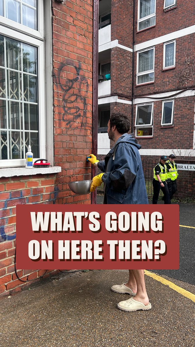 Removing graffiti from the front of our house (or trying too) #graffitir... youtube.com/shorts/BrYaACn… via <a href="/YouTube/">YouTube</a>