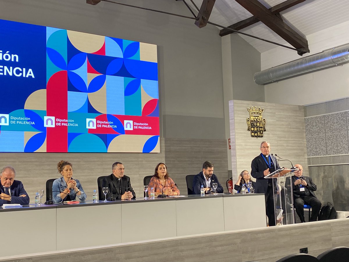 AAIE_archiverxs's tweet photo. Arranca el congreso en Palencia #congresoaaie https://t.co/GARy87yb8K