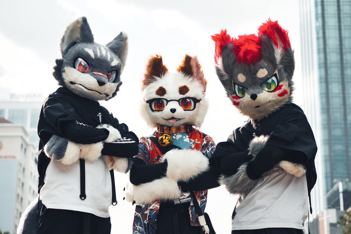 🍤🦊🐺

📸: Antus
#FursuitEveryday