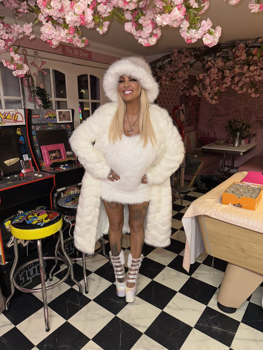 Jodie Marsh tweet media