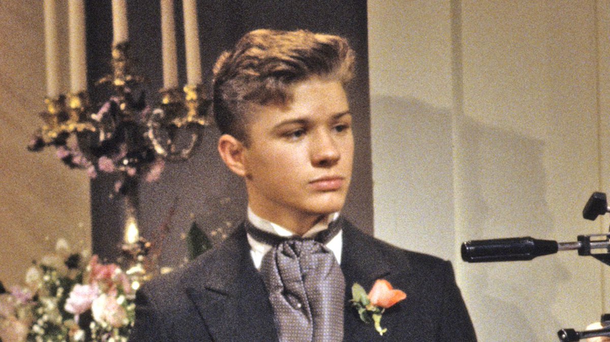 UPhillippe's tweet photo. Happy 51th Birthday @RyanPhillippe, I hope you have a wonderful day, I wish you the greatest happiness in this world, i love u so much! 🎂🎈🎉 https://t.co/UInyJbjoE1