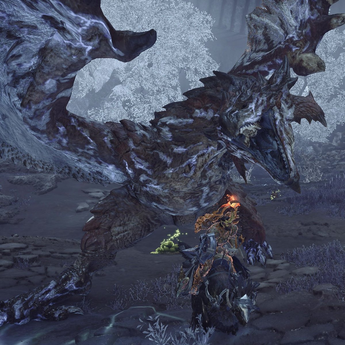 super_fossil's tweet image. I’m new to #MonsterHunter, but I hit what I feel is a cool milestone , i fought my first #rathalos ever !! And I got some cool armor to celibate !! @monsterhunter