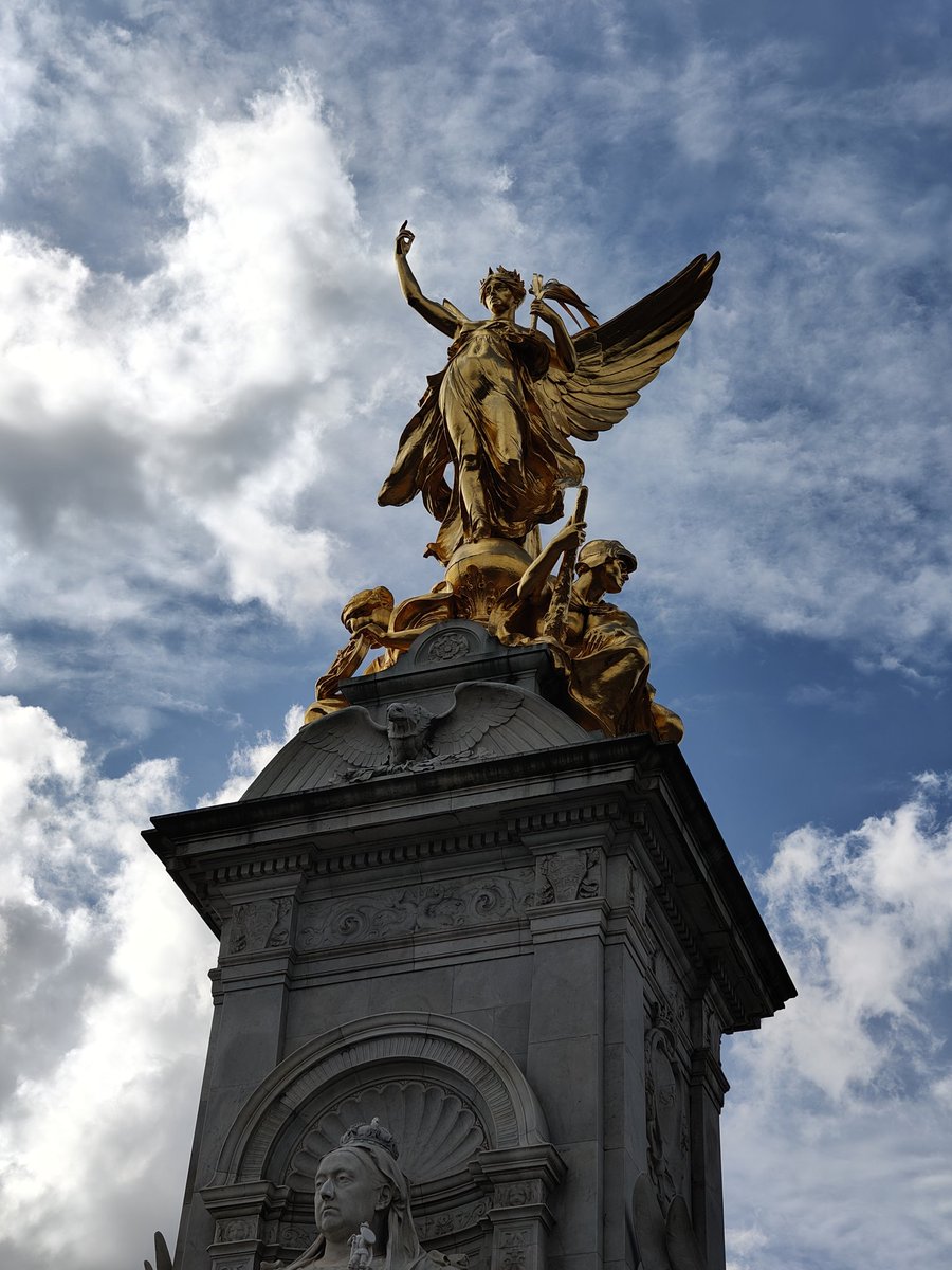 دنا على كدا أعمى