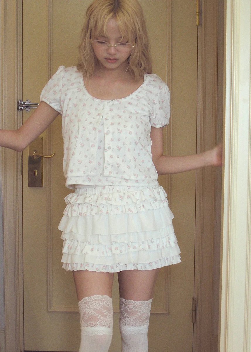 pellicule ペリキュール frill knit tops アイボリー replay zip knit pellicule ペリキュール frill knit tops アイボリー replay zip knit