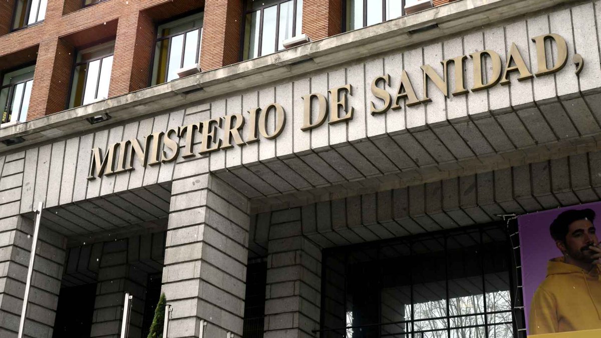 Los sindicatos de la Sanidad anuncian un calendario de movilizaciones por el bloqueo del Estatuto Marco.

🗣 Reclamamos:
👉 Nueva clasificación profesional.
👉 Mejoras retributivas.
👉 Mejoras en la jubilación.
👉 35 horas semanales.
👉 Reconocimiento del solape de la jornada