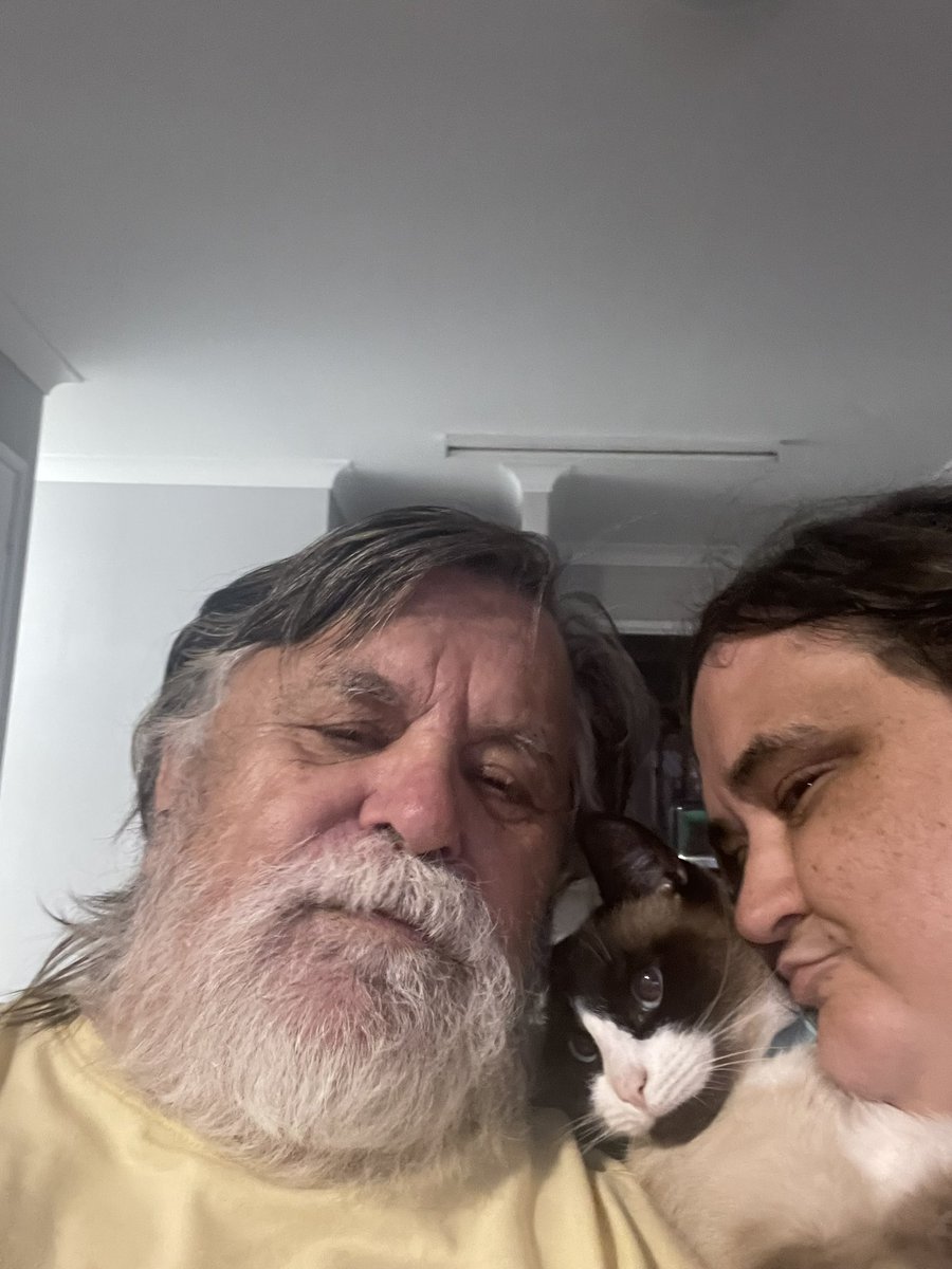 Nicole Lindsell (@nicolelindsell1) on Twitter photo 